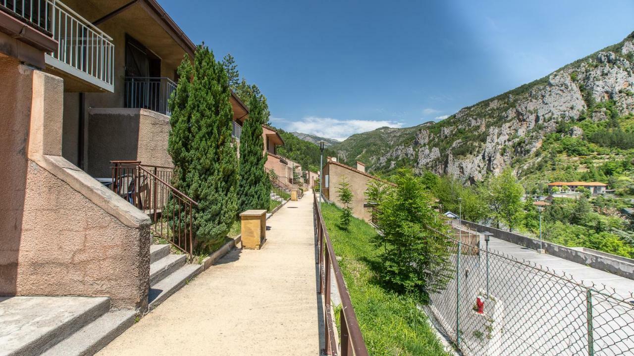 Vacanceole - Residence Les Gorges Rouges กียูมส์ ภายนอก รูปภาพ